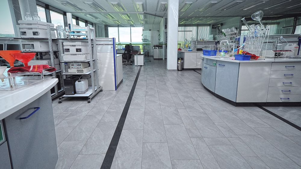 The laboratory itself was equipped with beautiful grey tiles